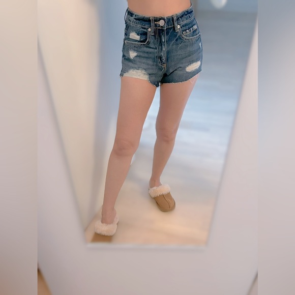 New Garage Festival Short, Beverly Hills Blue, High Rise Jean Shorts, Size 00 - Picture 3 of 6